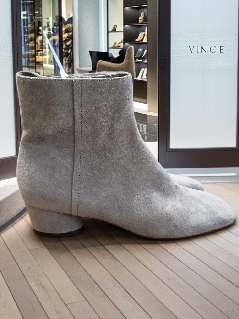 New VINCE Rockville Women's Suede Leather Ankle Boots in Light Gray 7.5M